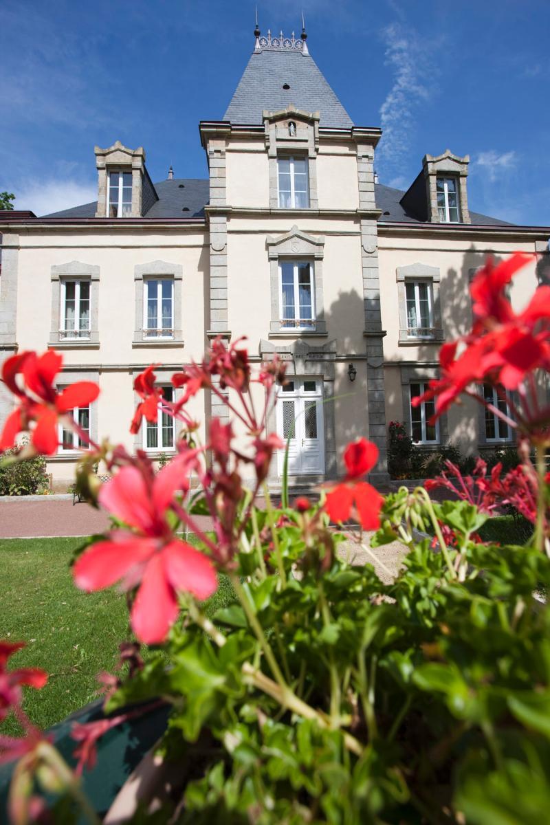 Chateau De La Richerie Beaurepaire  Exterior photo